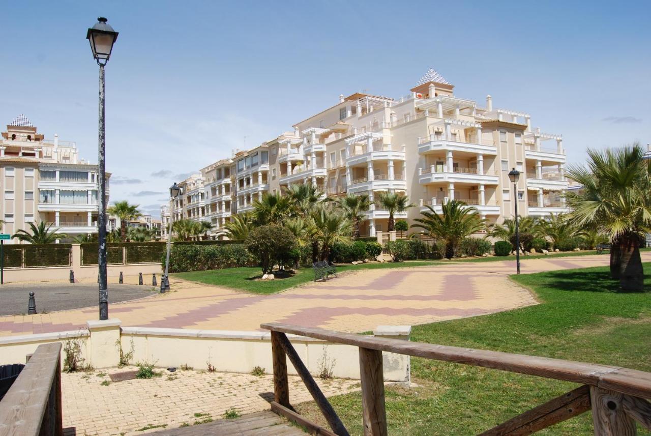 Apartamentos 이슬라카넬라 외부 사진